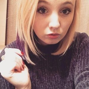 Meet your Posher, Cassie